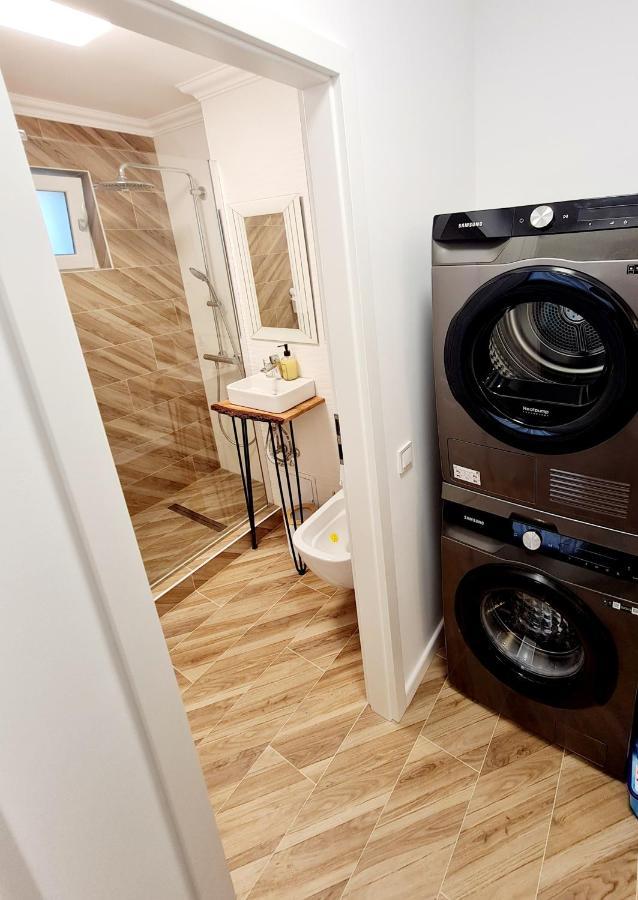 Eden Apartment Cluj-Napoca Esterno foto